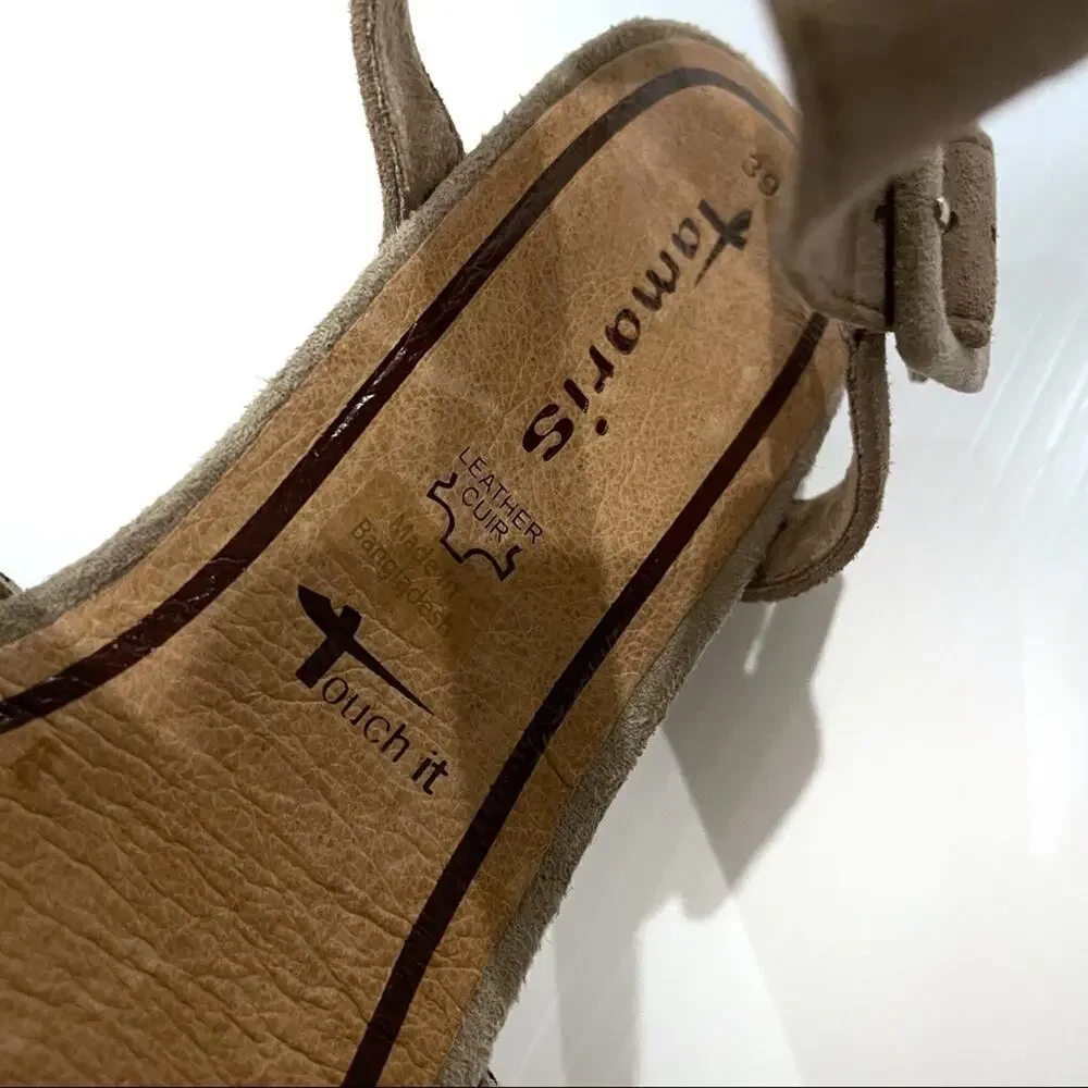 NWOT Tamaris strappy wedge suede sandal metallic detail